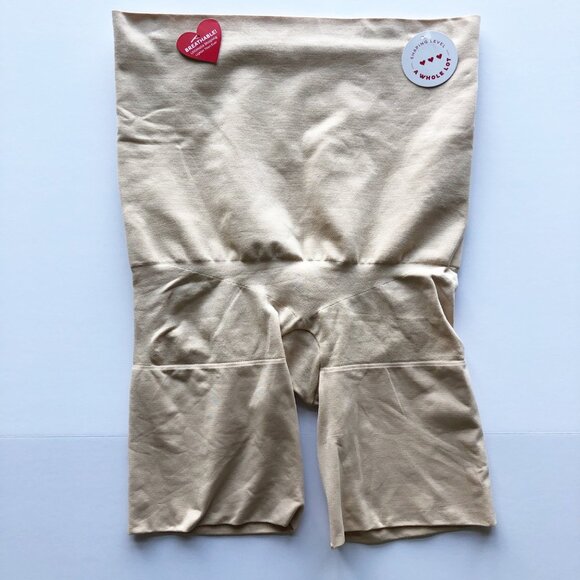 SPANX Assets NWT Remarkable Results High Waist Mid Thigh Shaper Shorts Womens 1X - Picture 2 of 10